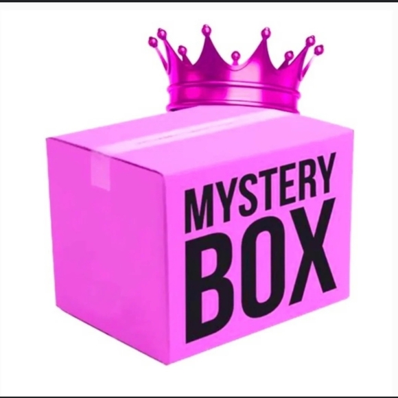 Pink Mystery Box with Crown - Picture 1 of 1